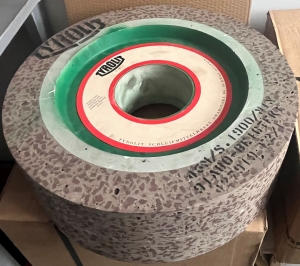 Tyrolit kerámia köszörű korong 450x150x127